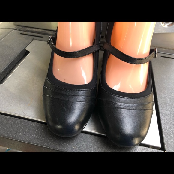 clarks collection soft cushion Block Heel Size 9W - Picture 4 of 8